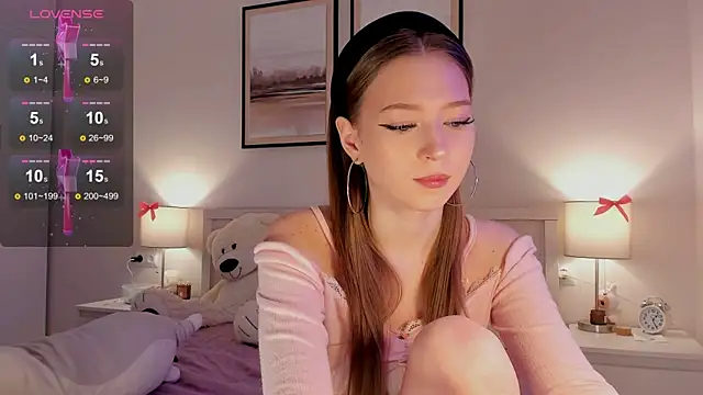 diana nier online show from February 4, 7:31 pm