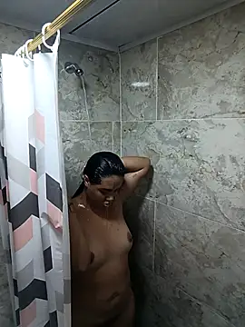 sexy-latin10 online show from March 28, 9:54 am