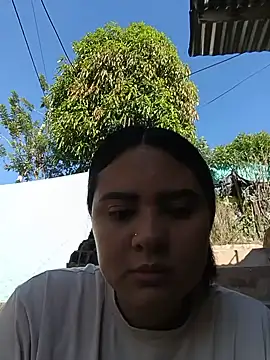 sexy-latin10 online show from May 15, 12:25 pm