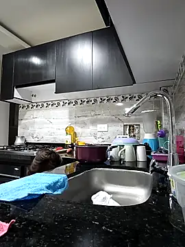 sexy-latin10 online show from March 11, 1:27 pm