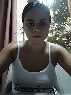 sexy-latin10 online show from April 15, 11:59 am