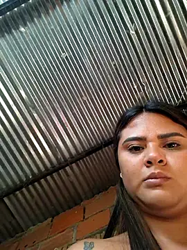 Snapshot of sexy-latin10 chatting on January 18, 12:41 pm sexy-latin10 online show from January 18, 12:41 pm