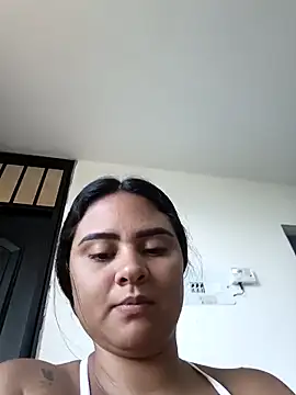 sexy-latin10 online show from April 4, 1:50 pm