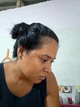 Snapshot of sexy-latin10 chatting on March 12, 12:26 pm sexy-latin10 online show from March 12, 12:26 pm