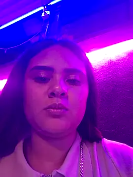 Snapshot of sexy-latin10 chatting on November 30, 12:33 am sexy-latin10 online show from November 30, 12:33 am