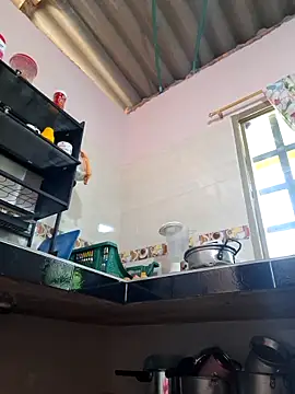 Snapshot of sexy-latin10 chatting on October 23, 3:54 pm sexy-latin10 online show from October 23, 3:54 pm