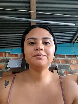 Snapshot of sexy-latin10 chatting on October 19, 11:13 am sexy-latin10 online show from October 19, 11:13 am