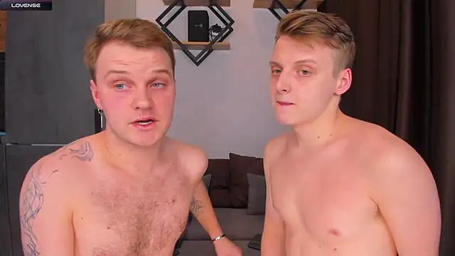 Snapshot of shyguysssss chatting on March 2, 2:25 pm shyguysssss online show from March 2, 2:25 pm