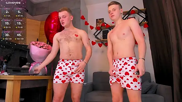 Snapshot of shyguysssss chatting on February 14, 11:21 am shyguysssss online show from February 14, 11:21 am