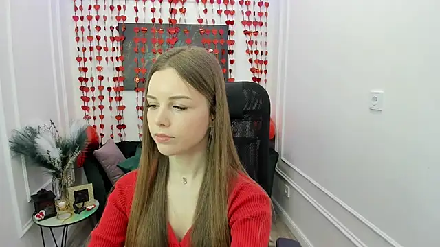 MileyWings online show from February 12, 11:43 am