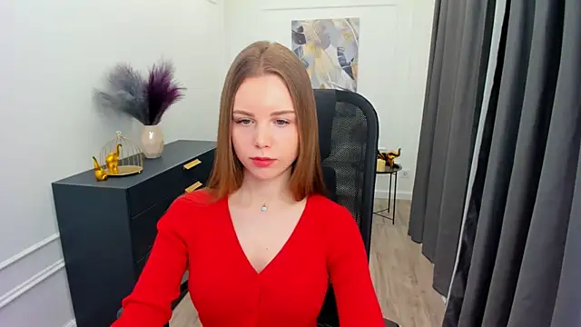 MileyWings online show from March 2, 4:02 am