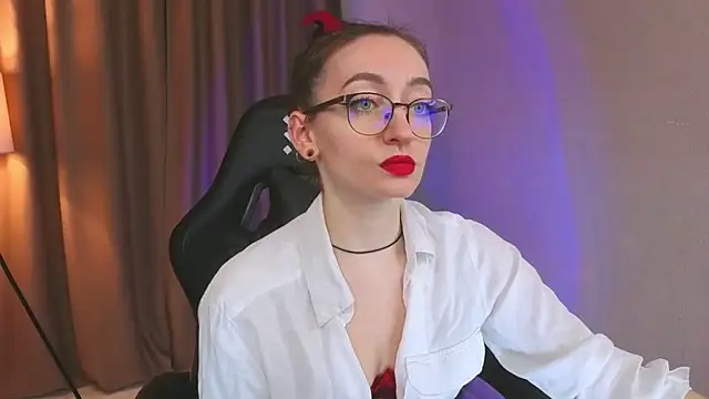 ShiroHeby online show from January 9, 12:45 pm