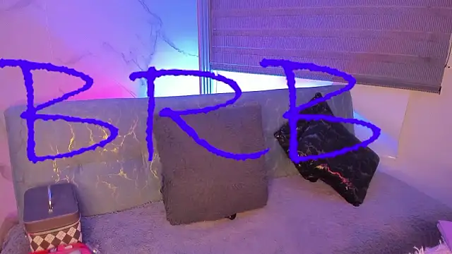 dayan silva  online show from March 14, 1:11 am