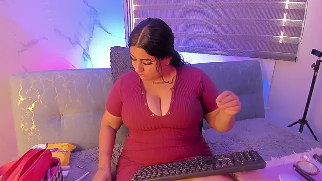 dayan silva  online show from March 14, 10:05 pm