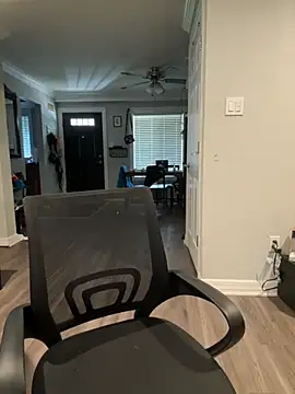 ThicBunz online show from December 3, 3:55 pm