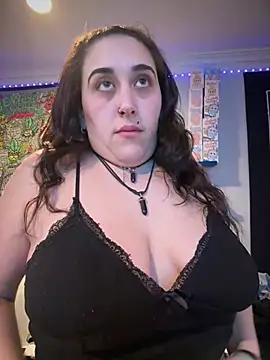 ThicBunz online show from February 16, 10:29 pm