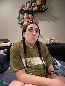 ThicBunz online show from February 20, 12:18 am