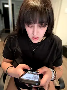 ThicBunz online show from November 4, 5:06 pm