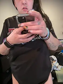 ThicBunz online show from March 31, 4:42 pm