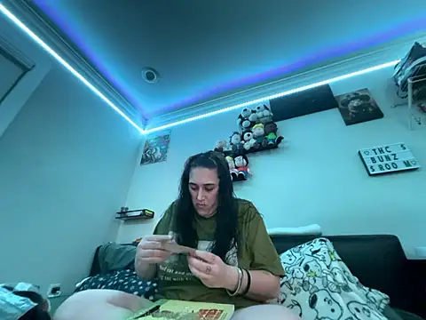 ThicBunz online show from January 13, 11:52 pm