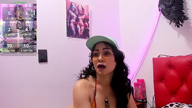 Snapshot of staacy37 chatting on September 10, 7:13 pm staacy37 online show from September 10, 7:13 pm