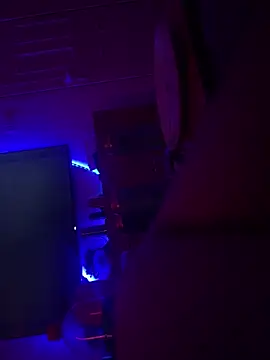 Desinger996 online show from April 18, 2:25 am