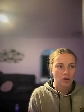 Piinkpandora online show from March 27, 9:49 pm