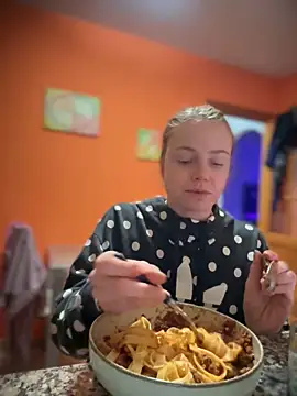 Piinkpandora online show from March 4, 9:00 pm