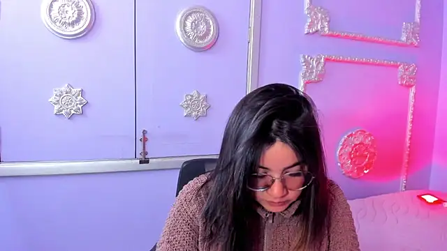 Snapshot of JeyLee chatting on December 2, 12:07 pm JeyLee online show from December 2, 12:07 pm