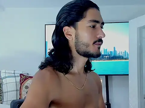 Snapshot of david__johnson372 chatting on January 17, 11:25 am david johnson372 online show from January 17, 11:25 am