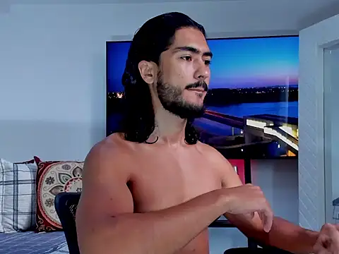 Snapshot of david__johnson372 chatting on February 10, 12:37 pm david johnson372 online show from February 10, 12:37 pm