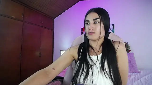 Snapshot of Alheli_16 chatting on March 5, 5:08 pm Alheli 16 online show from March 5, 5:08 pm