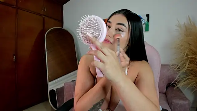 Alheli 16 online show from February 17, 11:51 am