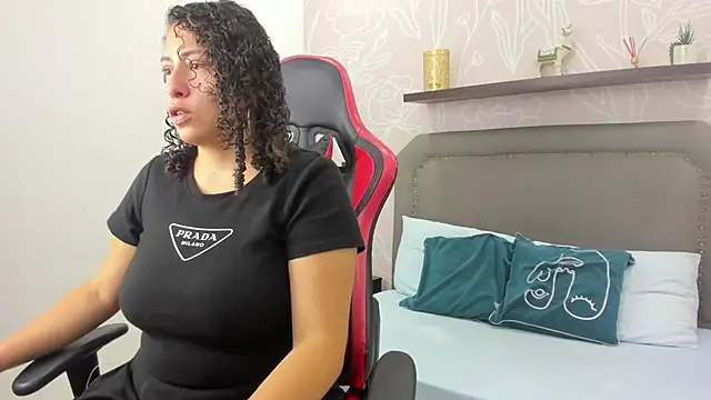 aixa 15 online show from September 17, 12:18 pm