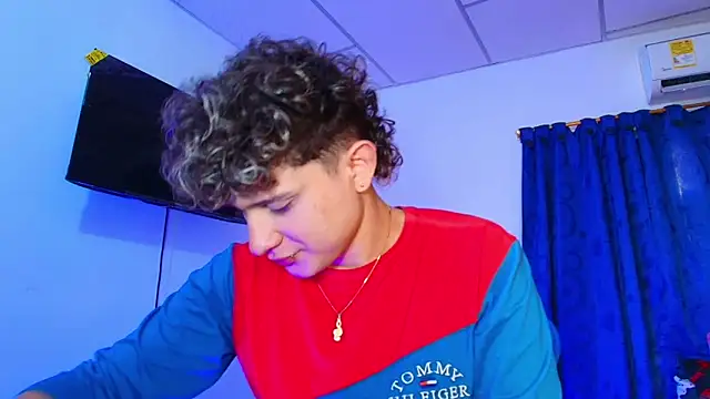 Nathan Bluee online show from April 18, 5:15 pm