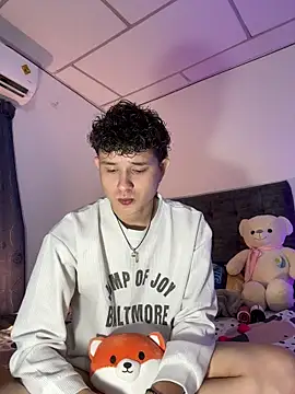 Snapshot of Nathan_Bluee chatting on October 28, 3:00 pm Nathan Bluee online show from October 28, 3:00 pm