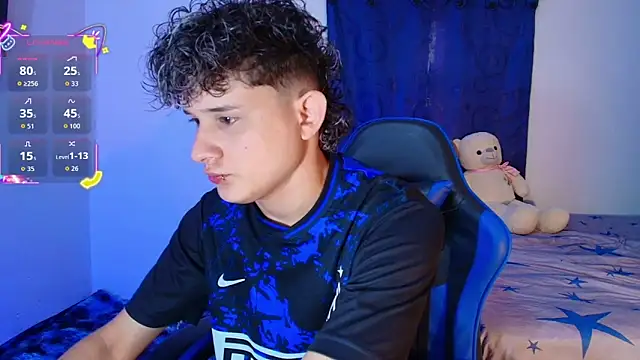 Nathan Bluee online show from February 26, 4:07 pm