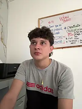 Snapshot of Nathan_Bluee chatting on September 26, 11:39 am Nathan Bluee online show from September 26, 11:39 am