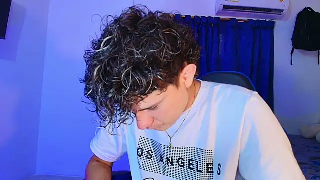 Nathan Bluee online show from March 29, 6:09 pm