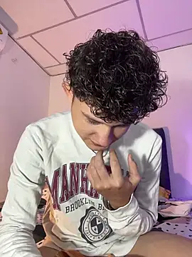 Nathan Bluee online show from October 31, 3:41 pm