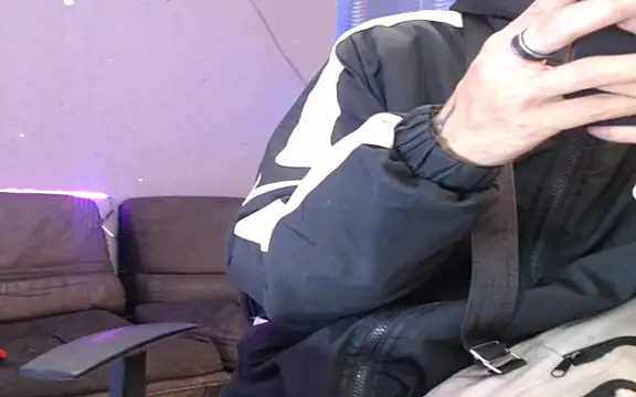 Andy bapho online show from November 29, 3:01 pm