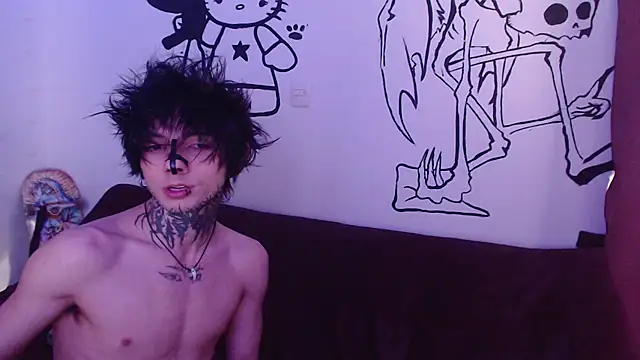 Snapshot of Andy_bapho chatting on April 20, 5:03 pm Andy bapho online show from April 20, 5:03 pm