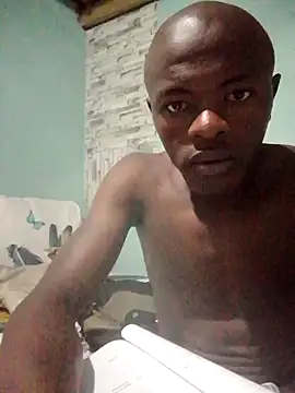 Snapshot of DigCrok chatting on February 22, 10:00 pm DigCrok online show from February 22, 10:00 pm