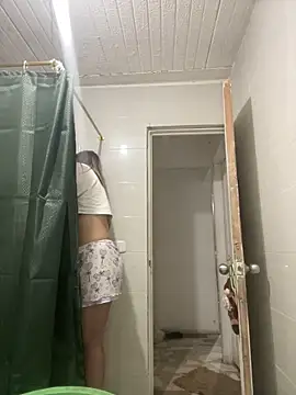 Snapshot of Khalyk_G chatting on December 18, 12:16 am Khalyk G online show from December 18, 12:16 am