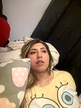 Snapshot of Khalyk_G chatting on December 4, 6:56 am Khalyk G online show from December 4, 6:56 am