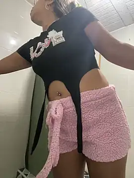 Snapshot of Khalyk_G chatting on March 5, 2:56 pm Khalyk G online show from March 5, 2:56 pm