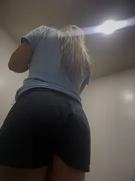 Snapshot of Khalyk_G chatting on September 23, 5:47 am Khalyk G online show from September 23, 5:47 am