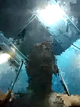 Snapshot of dotado20robson chatting on May 18, 11:42 pm dotado20robson online show from May 18, 11:42 pm
