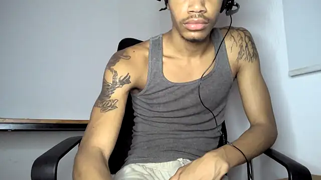 Skinnyblackman online show from June 3, 5:41 am