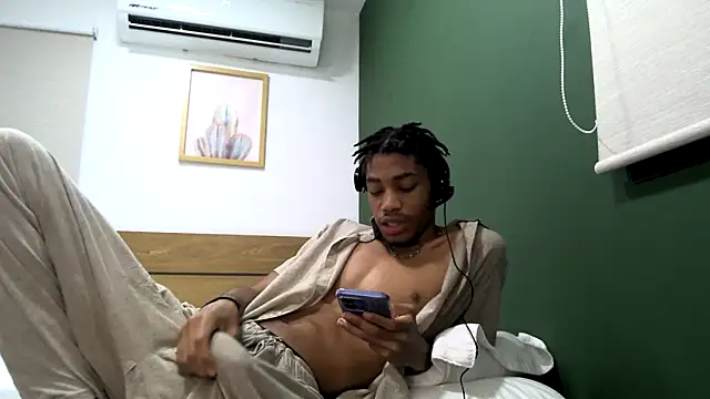 Skinnyblackman online show from February 12, 2:11 am